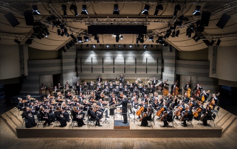 Lvso Lietuvos valstybinis simfoninis orkestras jubiliejinį sezoną užbaigs ...